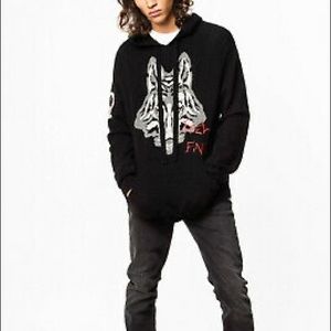 “CLAY WOLF” Cashmere blend hooded sweater